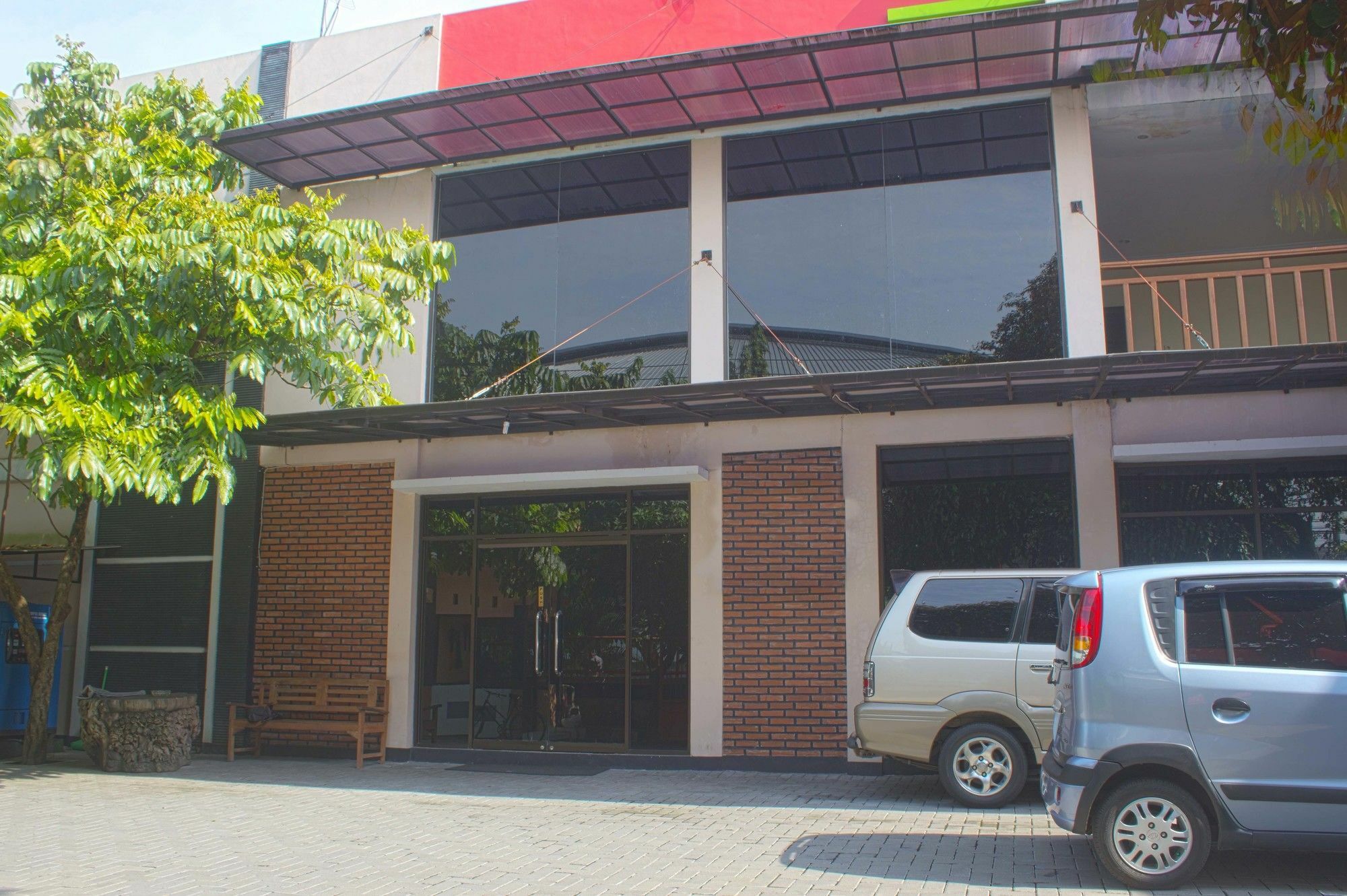 Reddoorz Plus Near Stadion Mandala Krida Yogyakarta Eksteriør billede