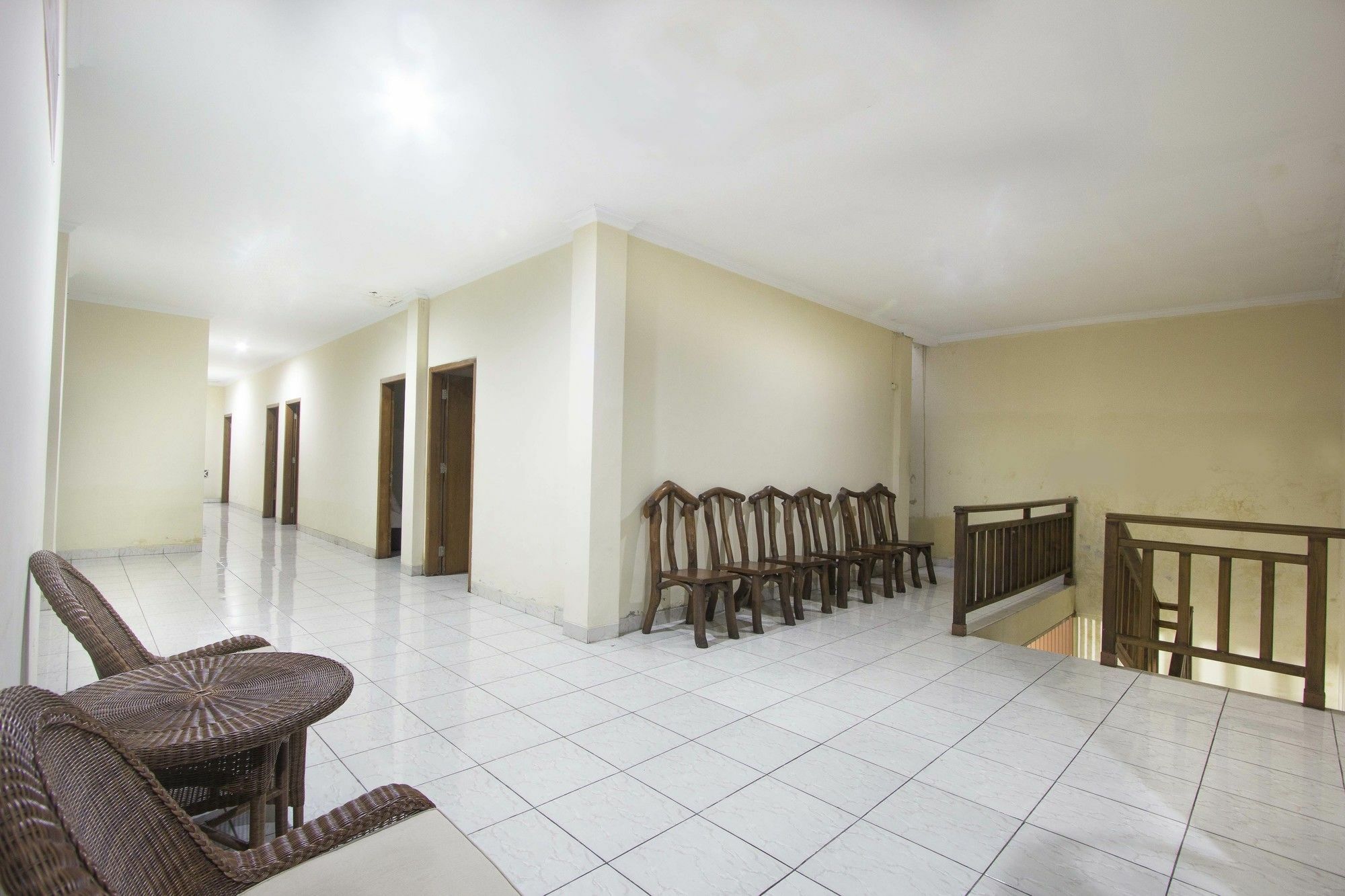 Reddoorz Plus Near Stadion Mandala Krida Yogyakarta Eksteriør billede